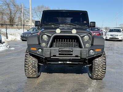 2012 Jeep Wrangler Unlimited Rubicon   - Photo 4 - Cahokia, IL 62206