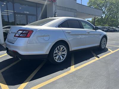 2015 Ford Taurus Limited   - Photo 3 - Fairview Heights, IL 62208