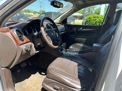 2014 Buick Enclave Leather   - Photo 8 - Fairview Heights, IL 62208