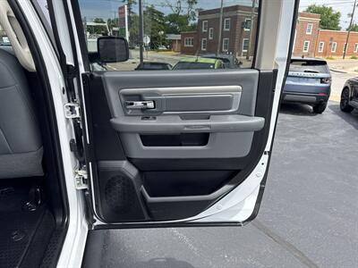 2014 RAM 1500 Big Horn   - Photo 28 - Millstadt, IL 62260