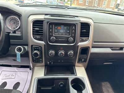 2014 RAM 1500 Big Horn   - Photo 14 - Millstadt, IL 62260