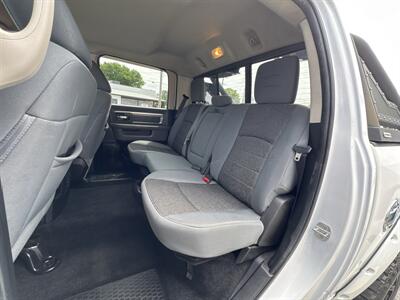 2014 RAM 1500 Big Horn   - Photo 20 - Millstadt, IL 62260
