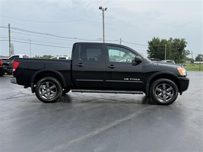 2015 Nissan Titan SV - Photo 8 - Cahokia, IL 62206