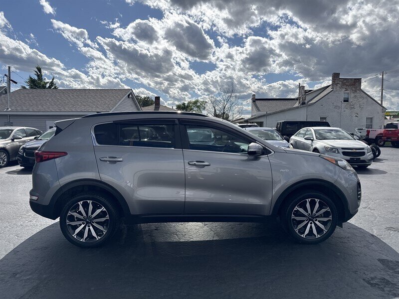 2019 Kia Sportage EX - Photo 8 - Millstadt, IL 62260