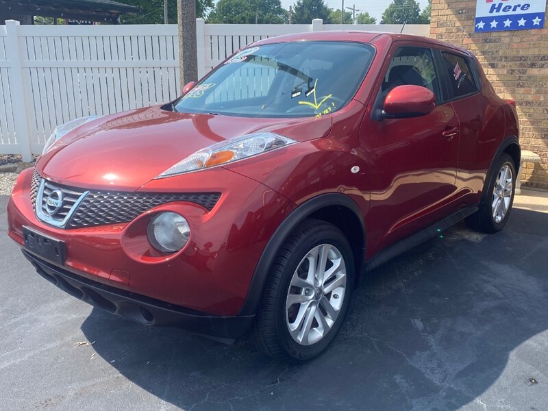 2012 Nissan JUKE S - Photo 2 - Belleville, IL 62226