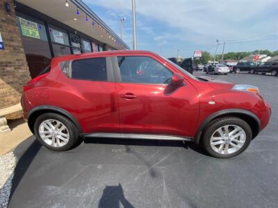 2012 Nissan JUKE S - Photo 7 - Belleville, IL 62226