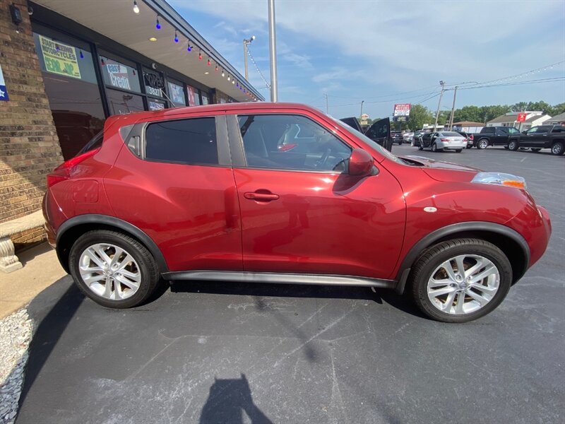 2012 Nissan JUKE S - Photo 7 - Belleville, IL 62226