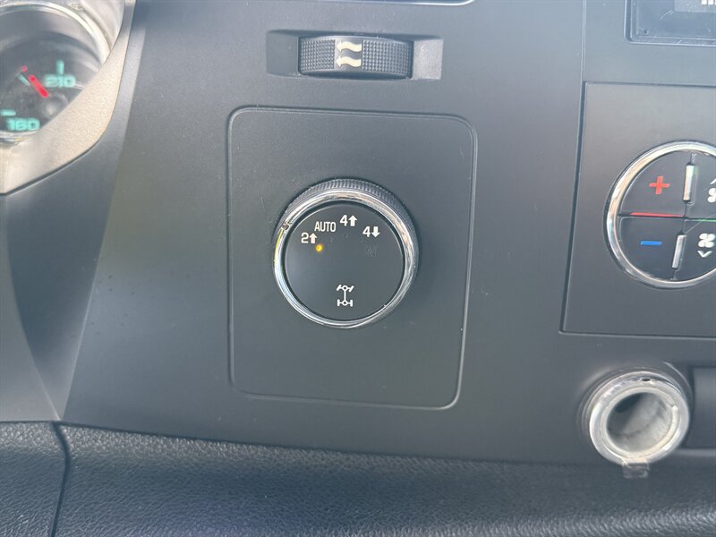 2012 Chevrolet Silverado 1500 LT - Photo 14 - Cahokia, IL 62206