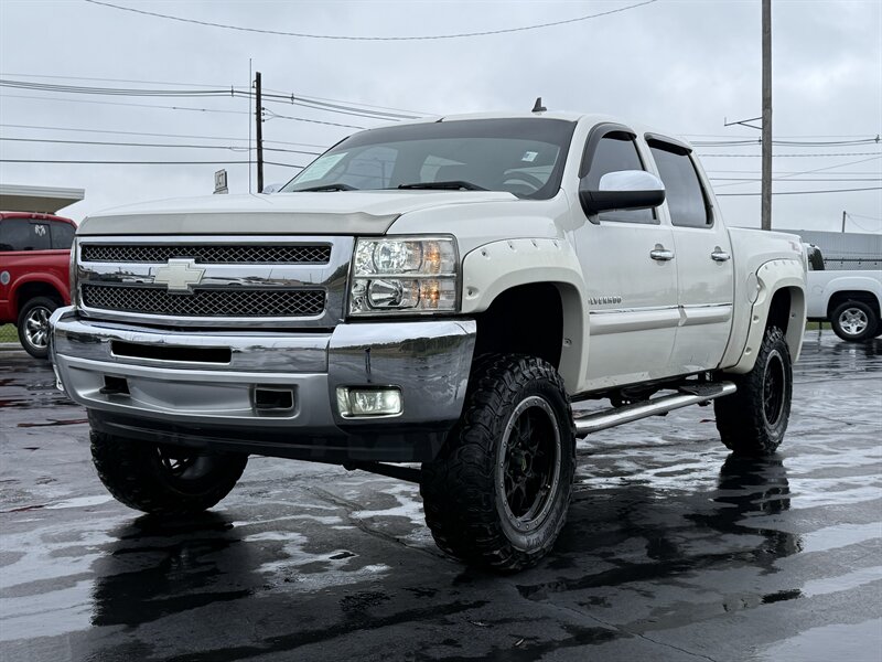 2012 Chevrolet Silverado 1500 LT   - Photo 1 - Cahokia, IL 62206
