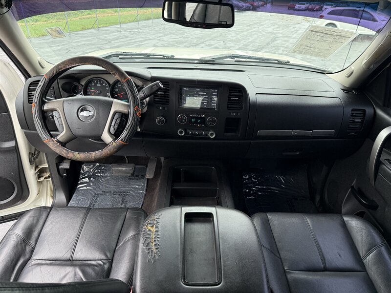 2012 Chevrolet Silverado 1500 LT - Photo 12 - Cahokia, IL 62206