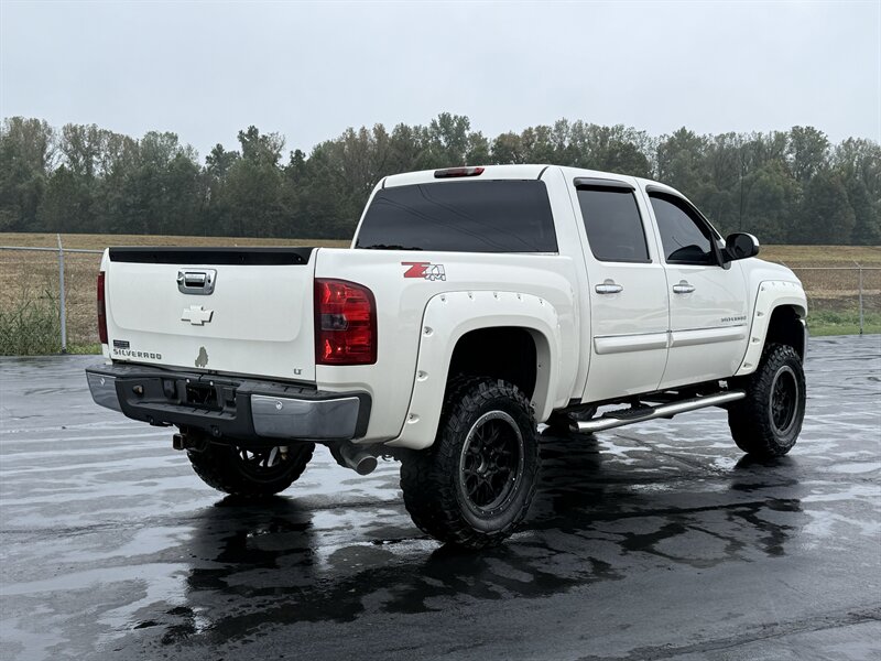 2012 Chevrolet Silverado 1500 LT - Photo 6 - Cahokia, IL 62206