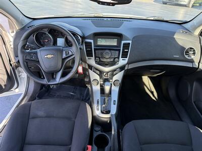 2015 Chevrolet Cruze 1LT Auto - Photo 11 - Cahokia, IL 62206