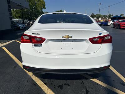 2018 Chevrolet Malibu Hybrid   - Photo 7 - Fairview Heights, IL 62208