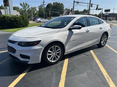 2018 Chevrolet Malibu Hybrid   - Photo 3 - Fairview Heights, IL 62208