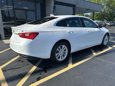 2018 Chevrolet Malibu Hybrid   - Photo 4 - Fairview Heights, IL 62208