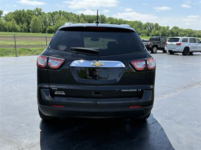 2016 Chevrolet Traverse LT   - Photo 7 - Cahokia, IL 62206