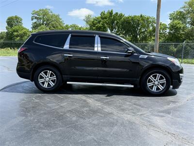 2016 Chevrolet Traverse LT   - Photo 5 - Cahokia, IL 62206