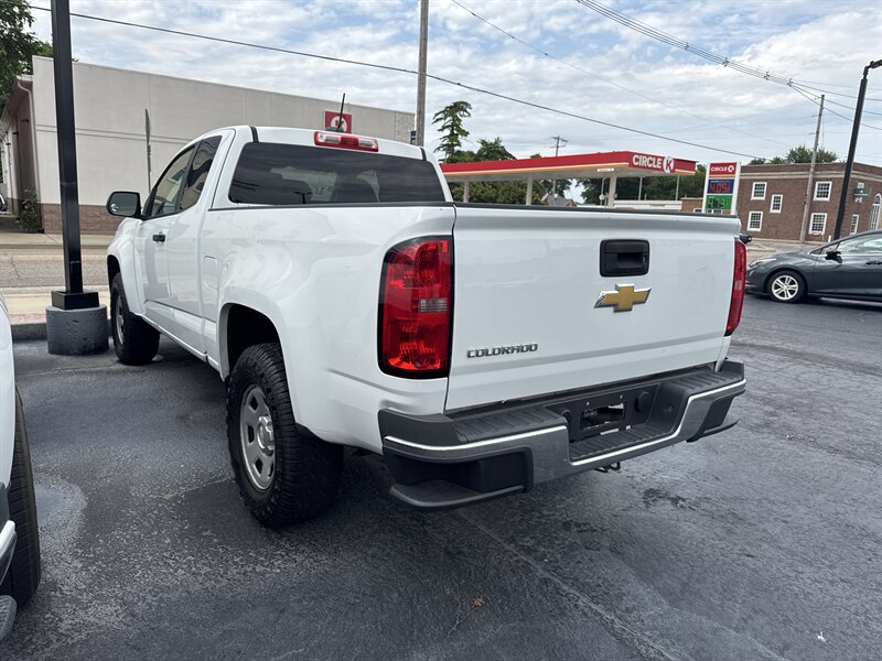 2017 Chevrolet Colorado Work Truck - Photo 6 - Millstadt, IL 62260