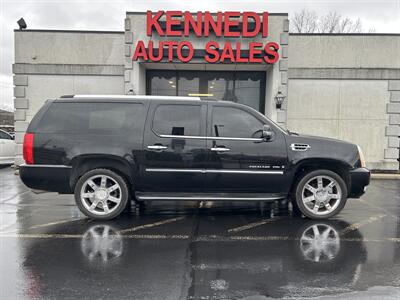 2007 Cadillac Escalade ESV   - Photo 1 - Fairview Heights, IL 62208