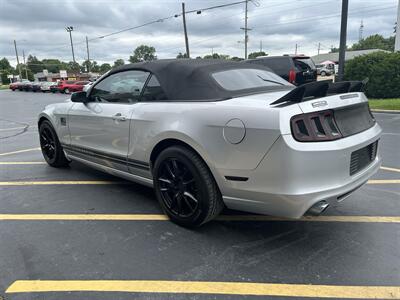 2014 Ford Mustang V6 - Photo 5 - Fairview Heights, IL 62208