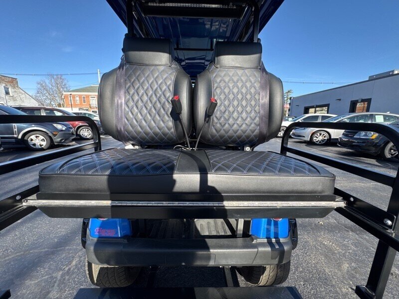 2024 ICON EPIC E60L - Photo 19 - Millstadt, IL 62260