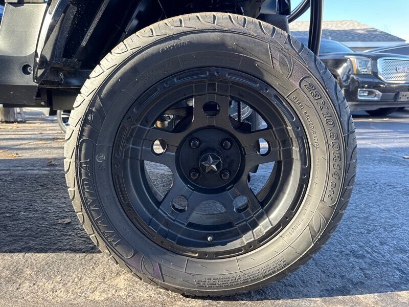 2024 ICON EPIC E60L - Photo 9 - Millstadt, IL 62260