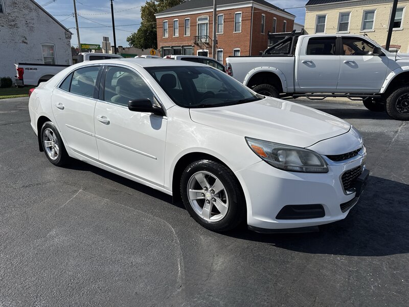 2015 Chevrolet Malibu LS Fleet   - Photo 1 - Millstadt, IL 62260