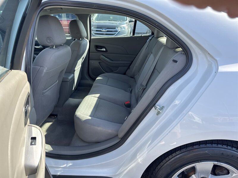2015 Chevrolet Malibu LS Fleet - Photo 15 - Millstadt, IL 62260