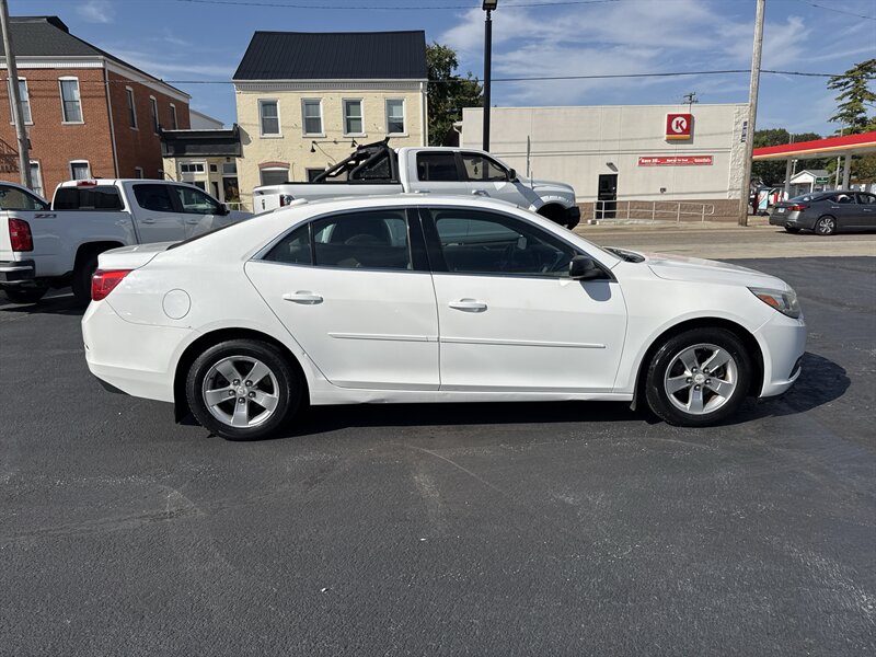 2015 Chevrolet Malibu LS Fleet - Photo 6 - Millstadt, IL 62260