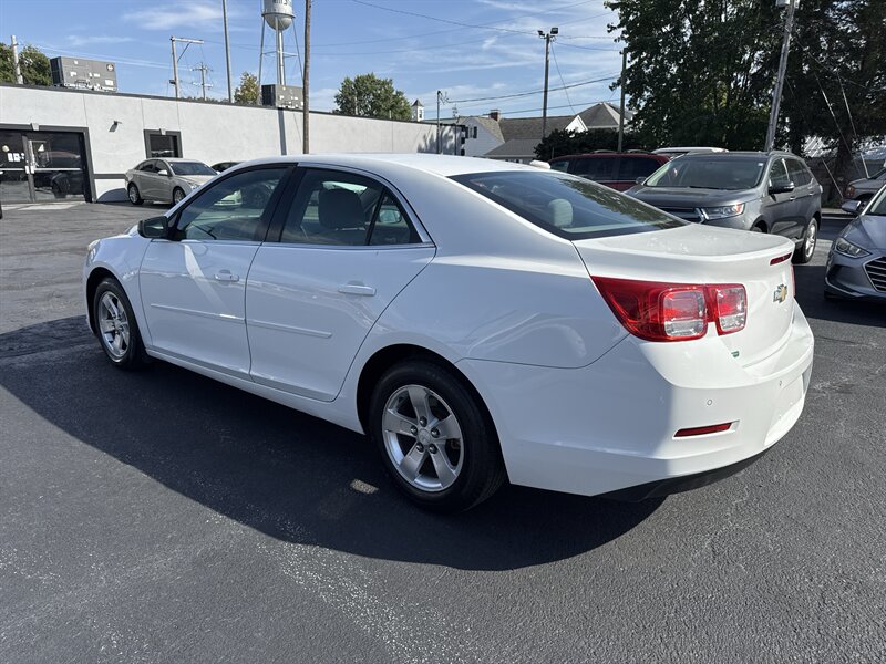 2015 Chevrolet Malibu LS Fleet - Photo 3 - Millstadt, IL 62260