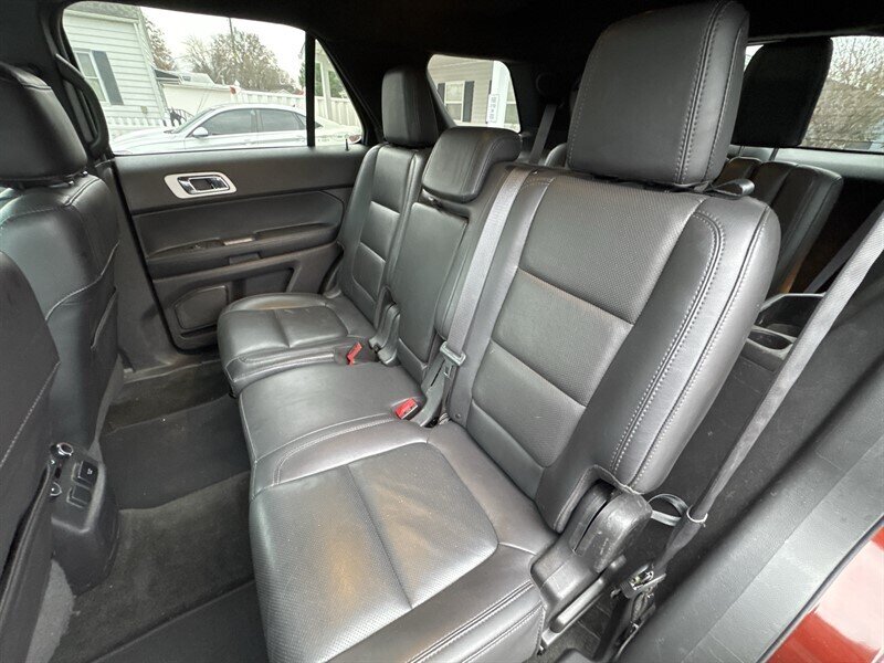 2015 Ford Explorer Limited - Photo 21 - Millstadt, IL 62260
