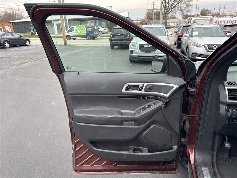 2015 Ford Explorer Limited - Photo 16 - Millstadt, IL 62260