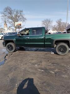 2015 Chevrolet Silverado 1500 LTZ   - Photo 2 - Freeburg, IL 62243
