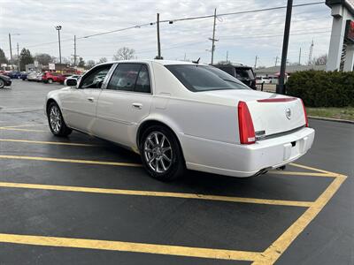 2007 Cadillac DTS Performance   - Photo 5 - Fairview Heights, IL 62208