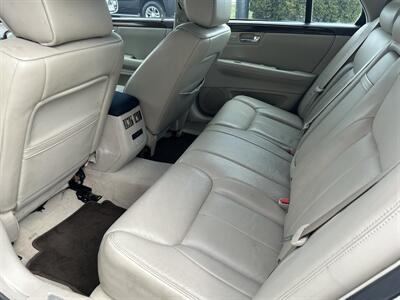 2007 Cadillac DTS Performance   - Photo 9 - Fairview Heights, IL 62208