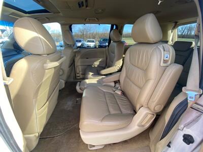 2010 Honda Odyssey Touring   - Photo 9 - Cahokia, IL 62206