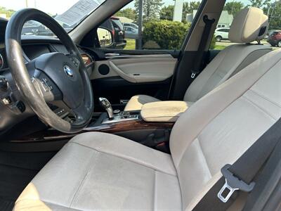 2012 BMW X5 xDrive35i - Photo 8 - Fairview Heights, IL 62208