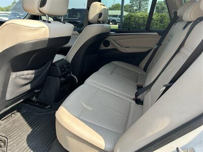 2012 BMW X5 xDrive35i - Photo 11 - Fairview Heights, IL 62208