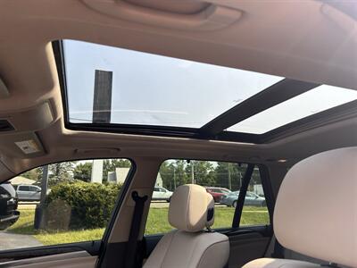 2012 BMW X5 xDrive35i - Photo 9 - Fairview Heights, IL 62208