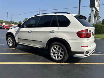 2012 BMW X5 xDrive35i - Photo 5 - Fairview Heights, IL 62208