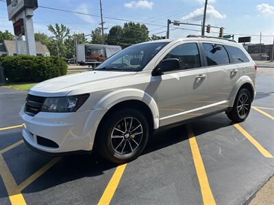2017 Dodge Journey SE   - Photo 3 - Fairview Heights, IL 62208
