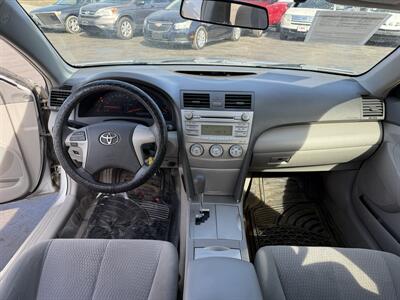 2011 Toyota Camry   - Photo 10 - Cahokia, IL 62206