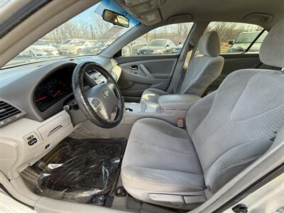 2011 Toyota Camry   - Photo 8 - Cahokia, IL 62206