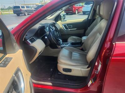 2017 Land Rover Discovery Sport HSE   - Photo 6 - Cahokia, IL 62206