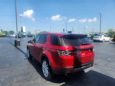 2017 Land Rover Discovery Sport HSE   - Photo 3 - Cahokia, IL 62206