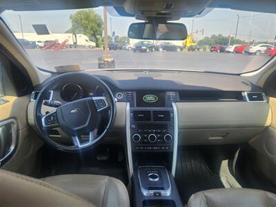 2017 Land Rover Discovery Sport HSE   - Photo 5 - Cahokia, IL 62206