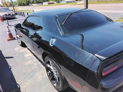 2016 Dodge Challenger SXT   - Photo 4 - Cahokia, IL 62206