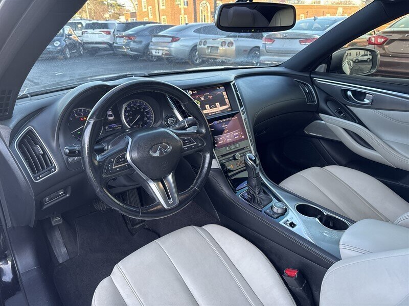 2017 INFINITI Q60 3.0T Premium - Photo 9 - Millstadt, IL 62260