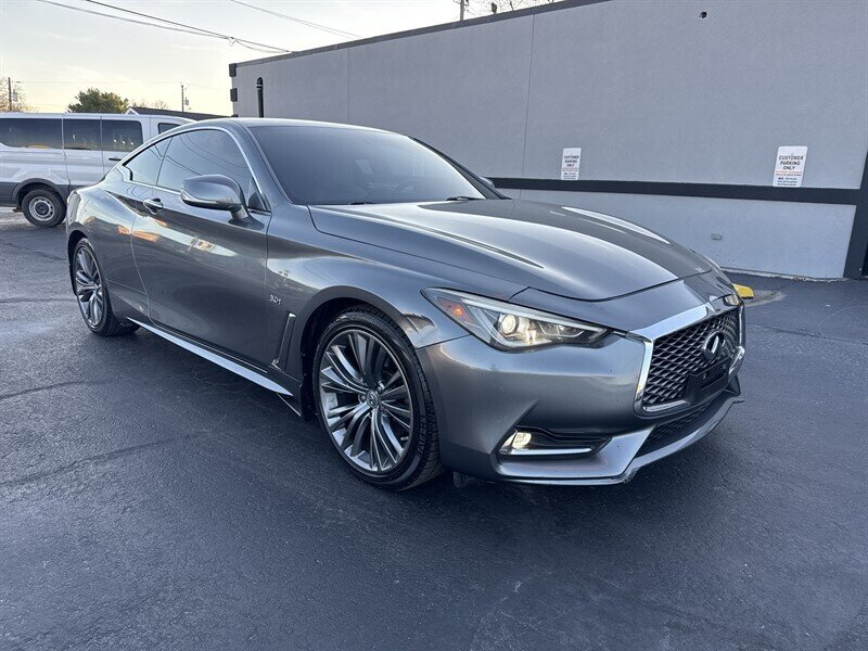 2017 INFINITI Q60 3.0T Premium - Photo 2 - Millstadt, IL 62260