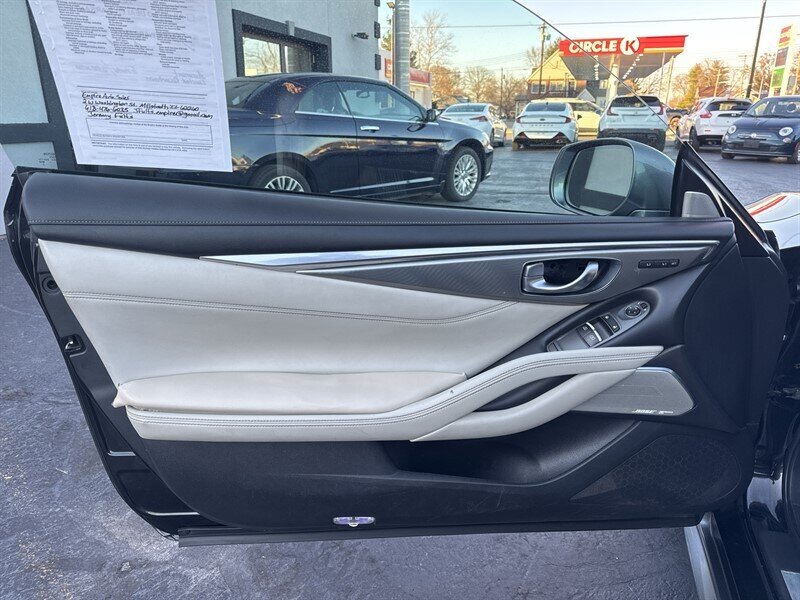 2017 INFINITI Q60 3.0T Premium - Photo 19 - Millstadt, IL 62260